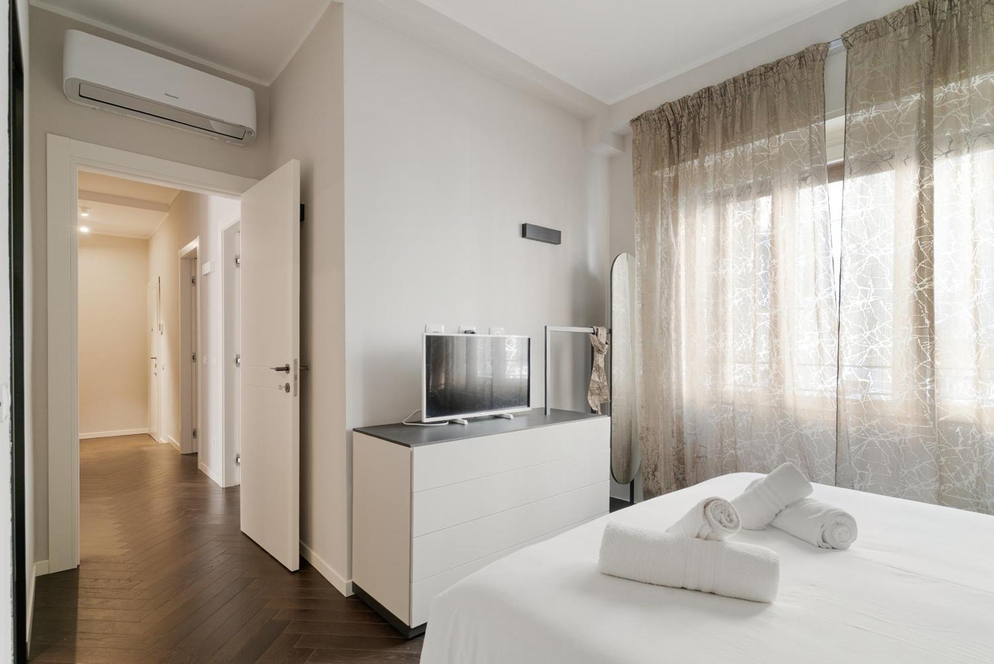 Conciliazione-cadorna - Ampio Trilocale Di Design Apartment Mailand